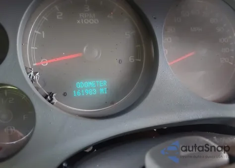 2010 GMC Yukon Xl 1500 Denali z USA, uszkodzony, nr VIN 1GKUKMEF1AR215890